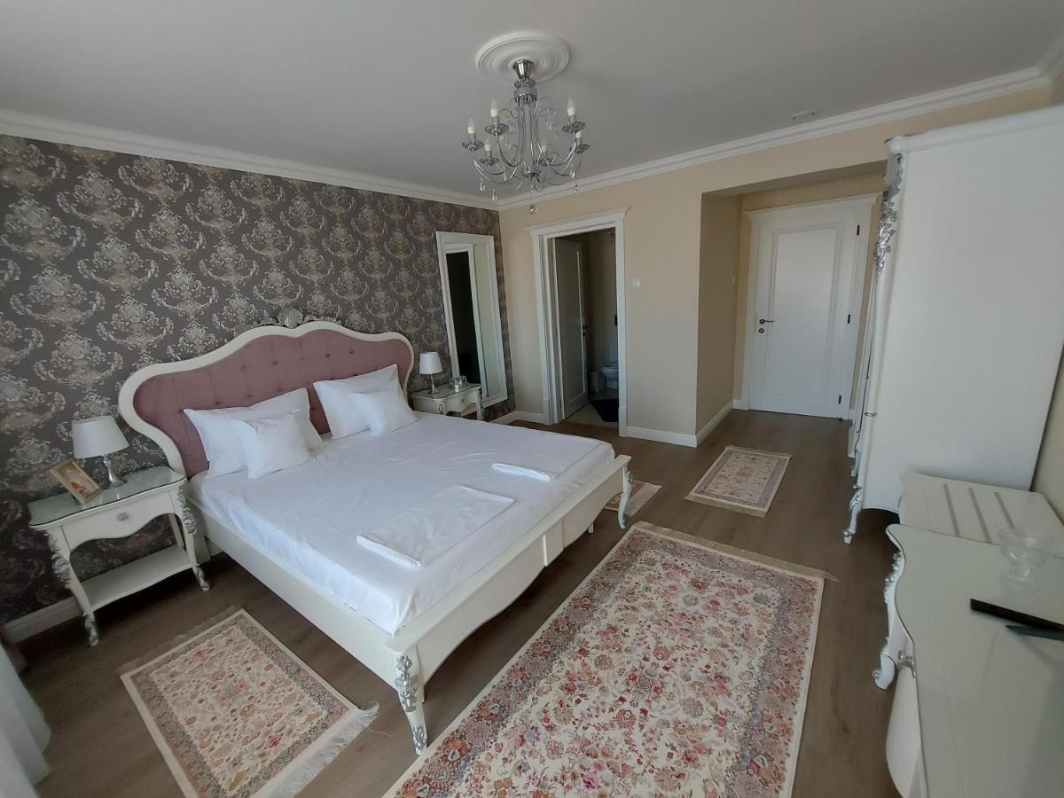 Conacul Poetilor Hotell Gura Rîului Exteriör bild