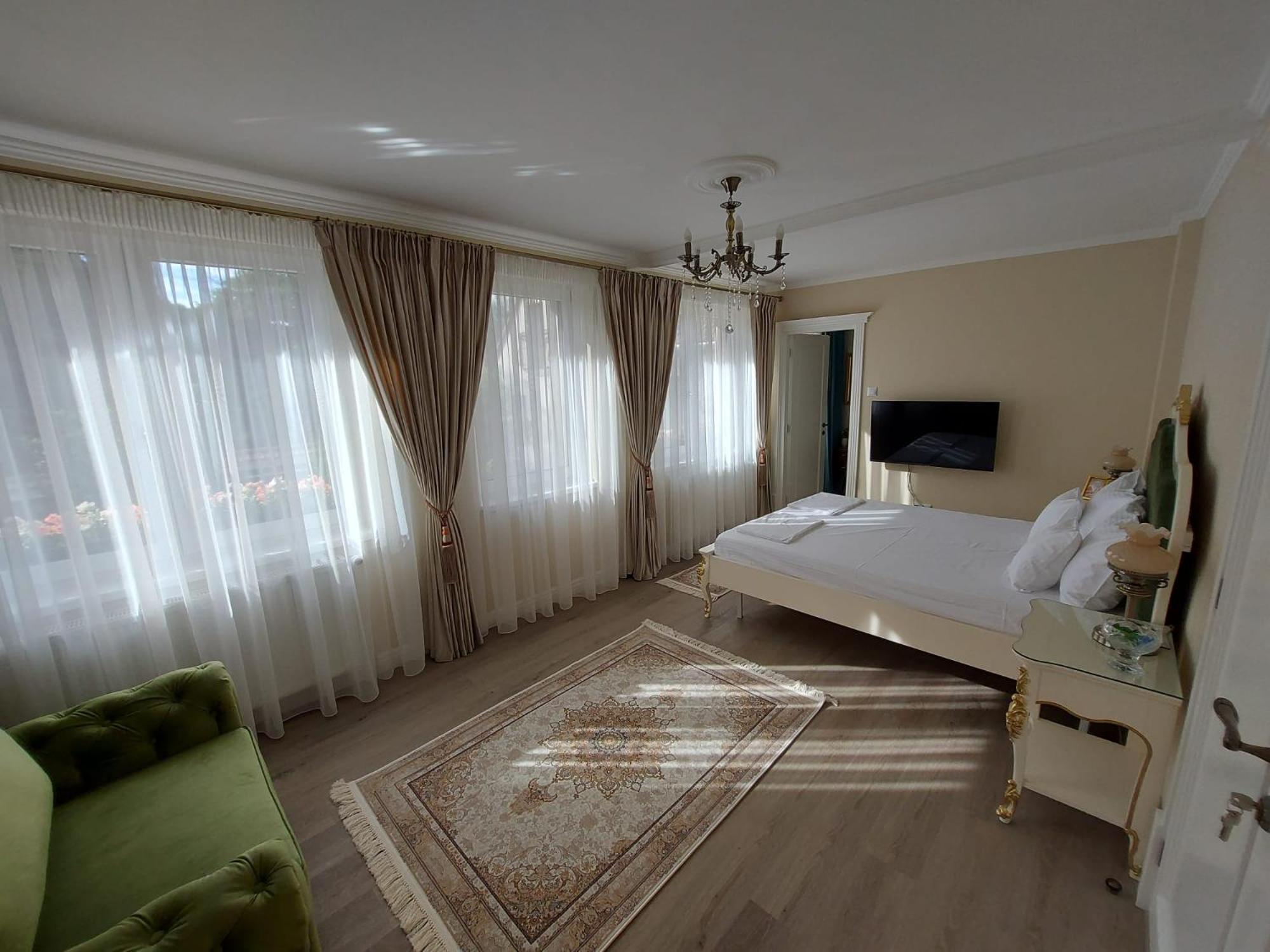 Conacul Poetilor Hotell Gura Rîului Exteriör bild